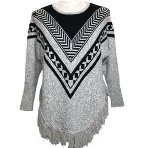 Lovemarks Oversized Tribal Poncho Sweater with Fringe Women’s Size Small